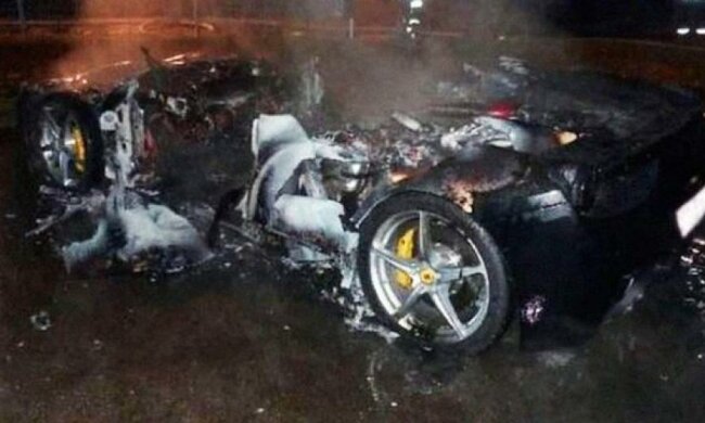 Сын миллионера в Германии попал за решетку за поджог собственного Ferrari