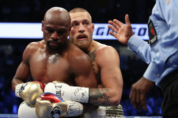 Гей-"клубничка" или бой UFC: попробуйте отличить по фото
