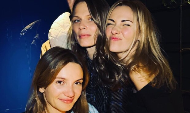 Ольга Фреймут с подругами, фото с Instagram
