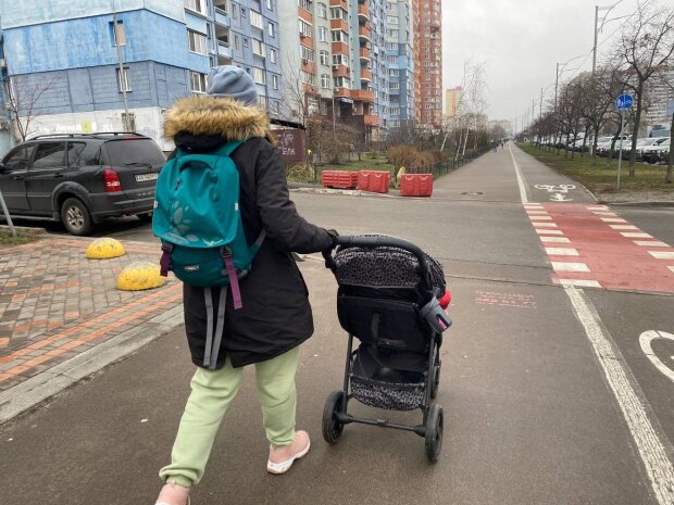 Мама с ребенком, иллюстрационное фото Знай.ua