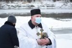 Франківчани скупалися на Водохреща, фото: gk-press.if.ua