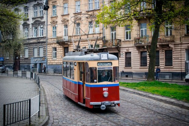У Львові рекордно подорожчає проїзд у транспорті: названо "судний день"