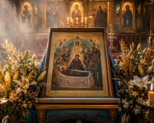 Успение Пресвятой Богородицы: икона в храме