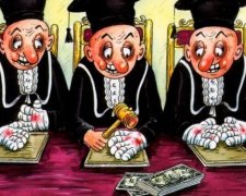 Кремль "кормит с руки" украинских судей