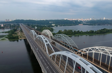 Дарницкий мост / фото: Википедия