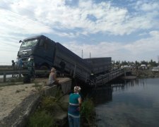 Непослушного водителя наказали в Одессе, запомнит на всю жизнь: дикие кадры разнеслись по сети