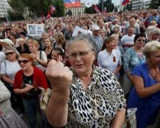 Горячая линия боевиков: на что жалуются жители "ЛНР"
