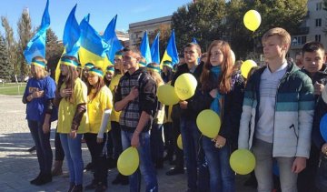 Студенти Херсону провели мітинг у пам'ять про "Революцію на граніті" (фото)