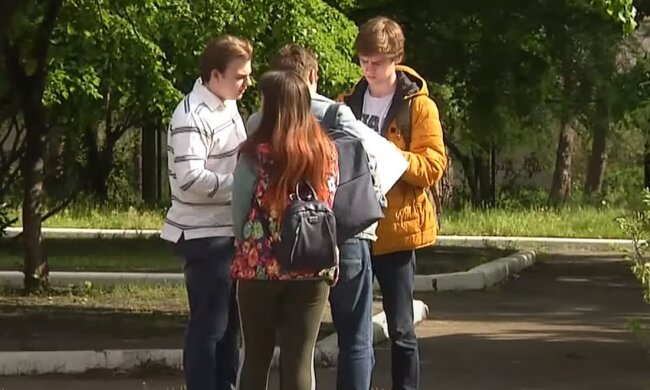 Діти, скріншот: Youtube