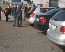 Конец евробляхам: Гройсман выдумал, как придушить украинских водителей