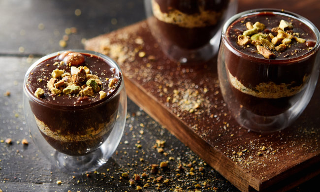 Різдво 2019: порадуйте гостей шоколадним мусом з фісташками