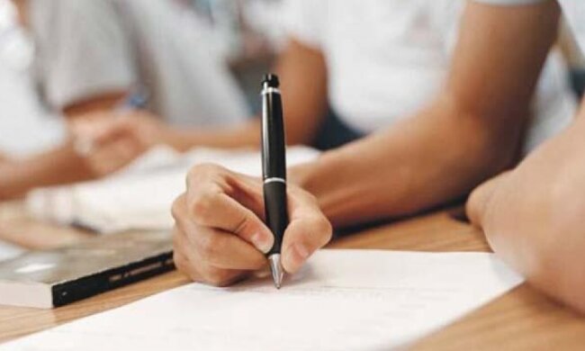 Центр оцінювання отримав 10 млн гривень і нового директора