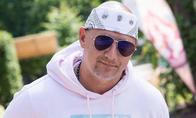 Дочь Потапа в одном белье показала формы: фото