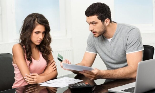 Банки відбиратимуть квартири за борги попередніх власників