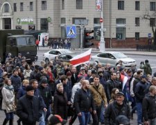Білоруси вийшли на мітинг з вимогою відставки Лукашенка
