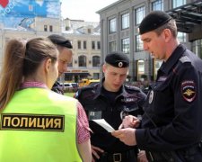 Заварушка в центрі Москви: п'яниця взяв в заручники цілий магазин