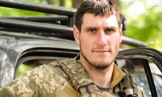 Боєць 92-ї ОМБр "Браун", facebook.com/CinCAFU