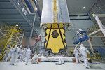Суперстанция NASA засняла поверхность огромного каменного монстра, преследующего Землю: завораживающие кадры