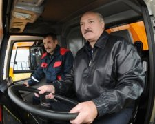 Лукашенко обзавівся новим автомобілем