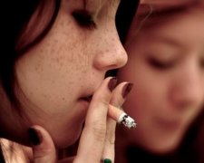 Які підлітки схильні до нікотинової залежності