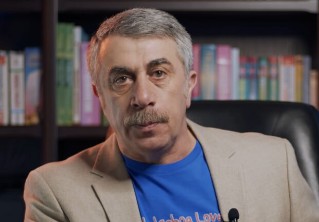 Евгений Комаровский, кадр из видео