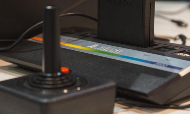 Легендарна консоль 80-х повернеться у гру