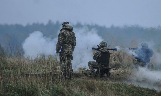 Бойовики обстріляли Троїцьке, Зайцеве та Луганське