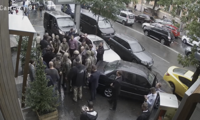 НАБУ нагрянуло з обшуками до одіозного мера