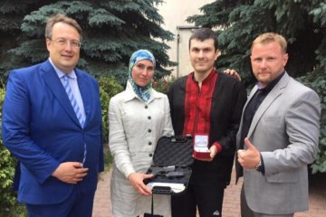 Раненного Осмаева и его жену наградили за доблесть