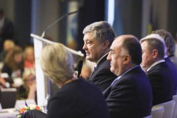 Порошенко залишив Зеленському список справ: "Бережіть довіру"