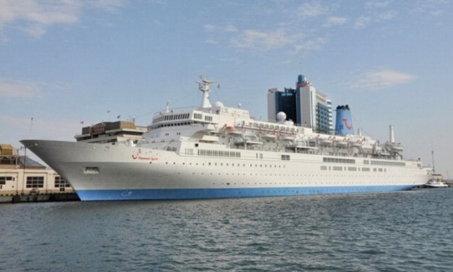 Круїзний лайнер привіз британських туристів в Одесу (фото)