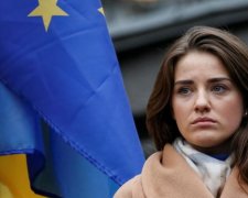 Головне за ніч: обшуки у Марушевської та ДНК-флешка