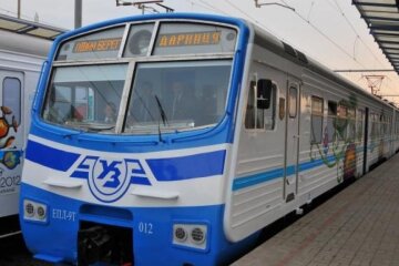 14-річна дівчина загинула під колесами київської електрички