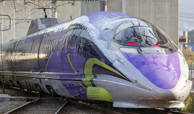 Швидкісний аніме-поїзд запустили в Японії (фото)