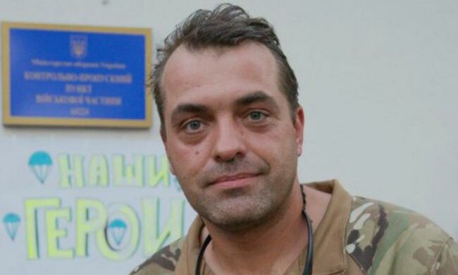 До дня волонтера донька Бірюкова написала вірш 