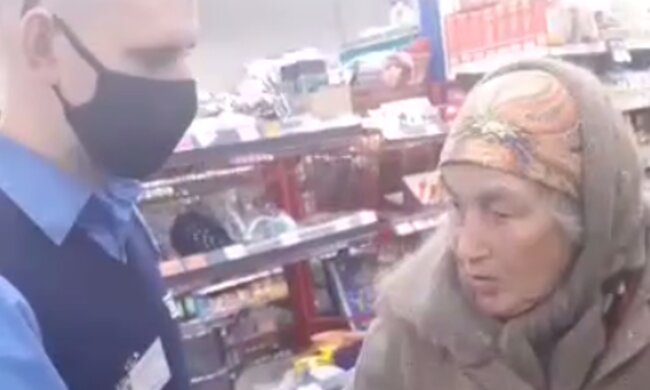 Бабусю вигнали з магазину, кадр з відео