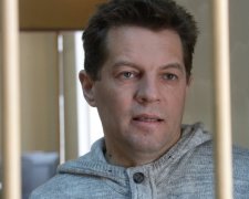 Тюремники відняли у Сущенка малюнки сина