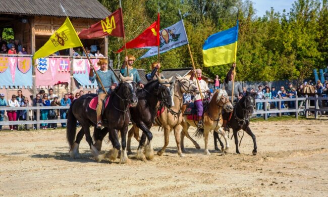 Парк Київська Русь