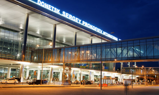 У мережі показали нові фото зруйнованого донецького аеропорту: сльози навертаються