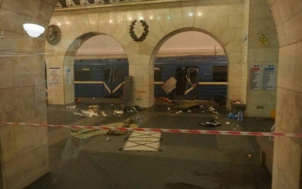 Взрыв в питерском метро: людей буквально изрешетило
