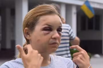Звірячий напад на жінку в потягу "Маріуполь-Київ": що світить тричі судимому нелюду