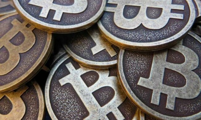 Курс биткоина на 20 марта: криптовалюта восстанавливается после падения
