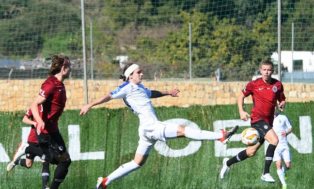 Динамо обидно проиграло в заключительном матче испанского сбора