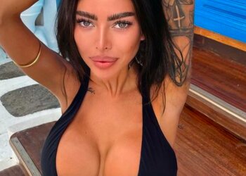 Алена Омович, instagram.com/alena_omovych