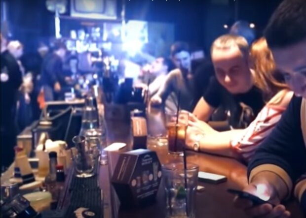Алкогольная зависимость, фото: кадр из видео