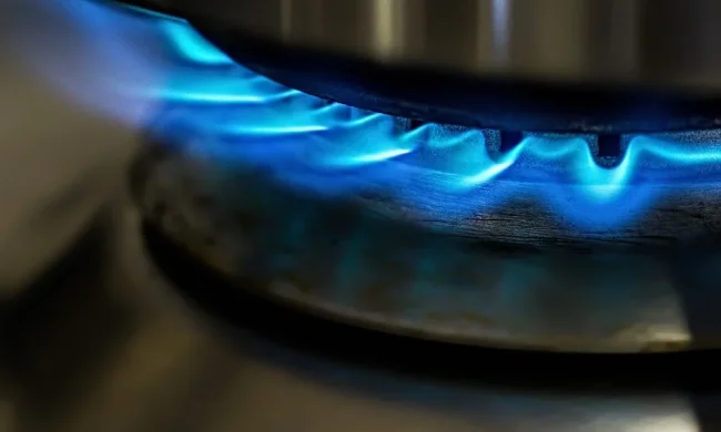 Газовая труба и счетчик: отключение газа в доме