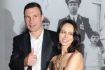 Віталій Кличко прокоментував чутки про розлучення з дружиною: "Вам довідку принести?