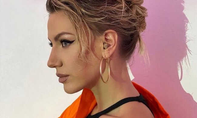 Даша Астафьева вытолкнула Лесю Никитюк из частного самолета: "Все видели этих модных дев"