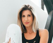 Тренер "Зважені та щасливі" Аніта Луценко у відвертій фотосесії показала фігуру, про яку мріє кожна