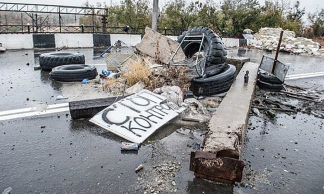 Появились последние фото разрушенного «ДНР» Путиловского моста (фото) 